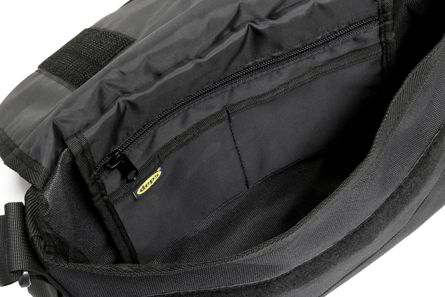 Deps Messenger Bag